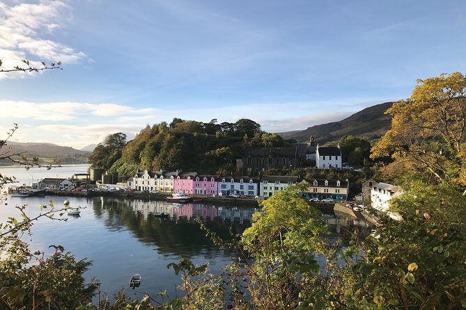 3-Day Guided Isle of Skye and Highlands with Stay from Edinburgh - Day 1: Loch Lomond banks, Luss wandering, Glencoe stories, and a Ben Nevis glimpse
