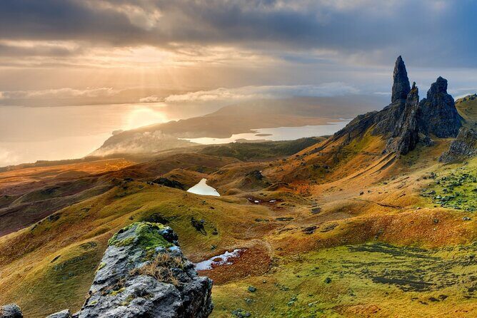 3 Day - Isle of Skye, Loch Ness & Glenfinnan Tour from Edinburgh - Day 1 on Skye: using your evening time without burning it