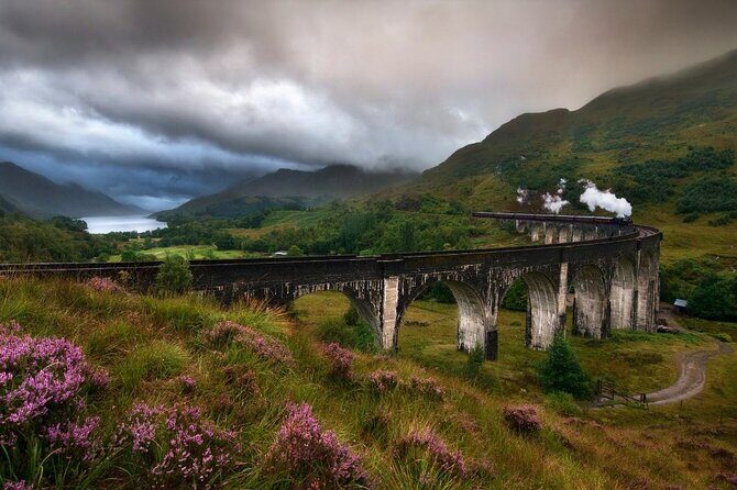 3 Day - Isle of Skye, Loch Ness & Glenfinnan Tour from Edinburgh - Guide quality and pacing on a small group of 16