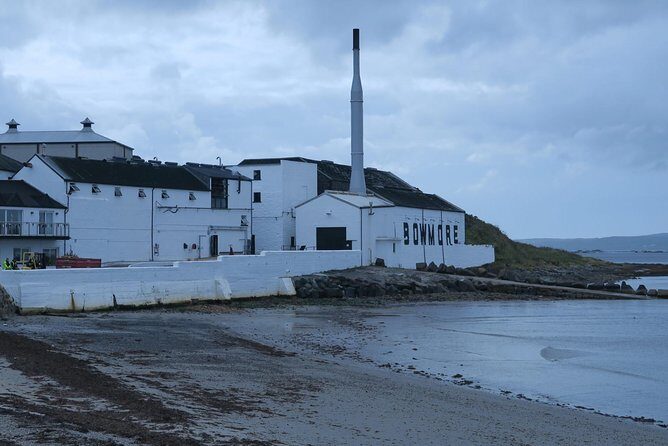 4-day Islay Platinum Whisky Tour - Whisky Included! With free pickup! - Day 1: Loch Lomond views, Drovers Inn lunch break, then Oban Distillery