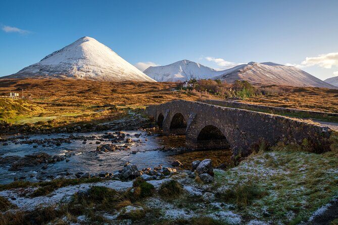 5-Day Isle of Skye, Loch Ness & Inverness From Edinburgh - Glenfinnan Viaduct and Eilean Donan: the Skye day that film fans will love