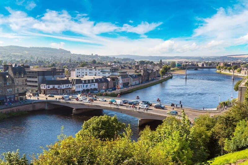 5-Day Tour to Isle of Skye, Oban, St Andrews and Highlands - Clava Cairns, Culloden, and St Andrews: from 4000-year stones to the oldest university