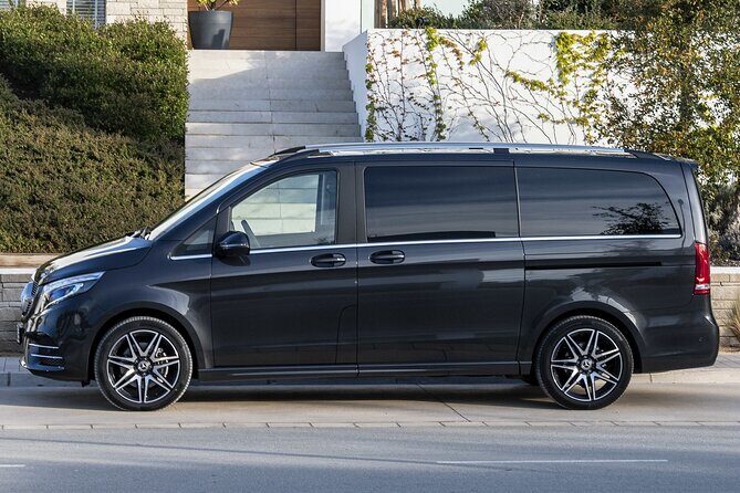 Arrival Transfer: Airport EDI to Edinburgh by Luxury Van - Why This Edinburgh Airport Transfer Feels Like a Shortcut