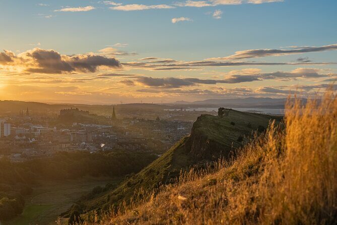 Arthur's Seat Sunset Hike with Mountain Guide - Meeting at Holyroodhouse: easy start, royal vibes, and quick city access