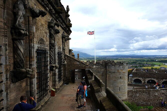 Blackness & Stirling Castle, Wallace Monument Private Tour - Price and value: what the $901.50 includes, and what you’ll add
