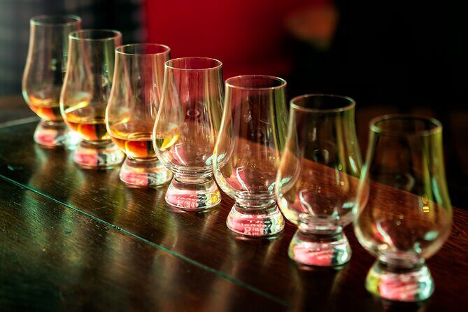 Cellar Of Scotland Walking Tour, taste Edinburgh's finest drinks - Starting at the Guildford Arms and Kicking Off Near Saint Andrew Square