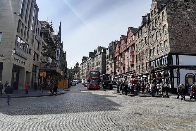Curious Tales of the Royal Mile - Private Walking Tour - The Royal Mile Proper: Theatre Riots, Raving Beauties, and Rebellion