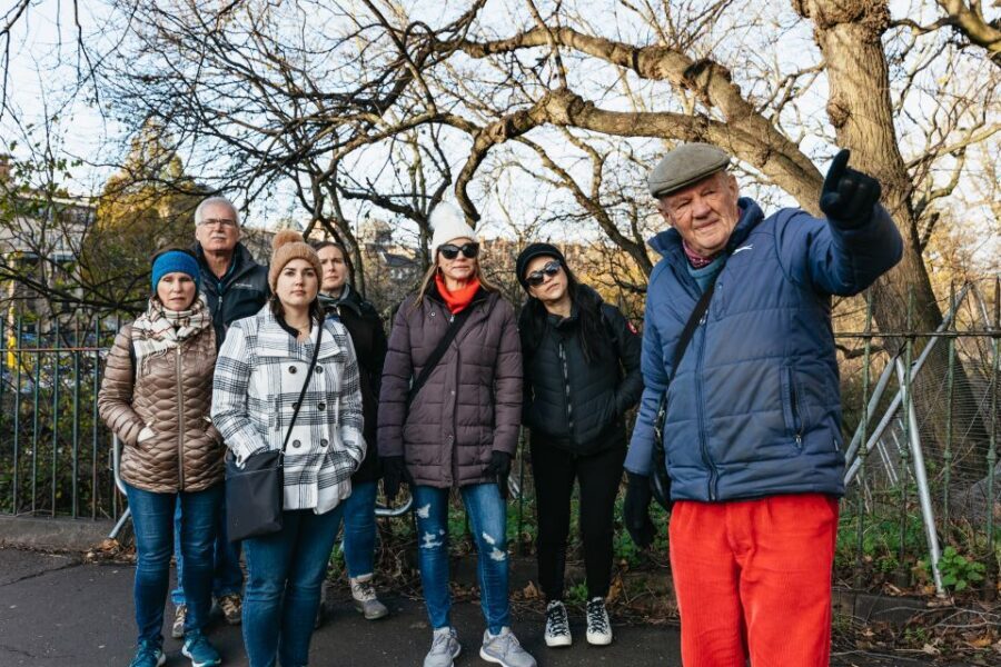 Edinburgh: 3-Hour Guided Walking Tour - Waverley Station to Princes Street Gardens: a tidy shift in scenes