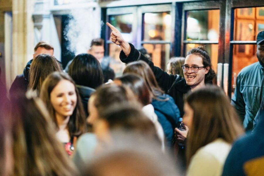 Edinburgh: 7 Bar Pub Crawl with 7 Shots & Discounts - Where You Start: O’Neill’s Edinburgh Check-In Made Simple