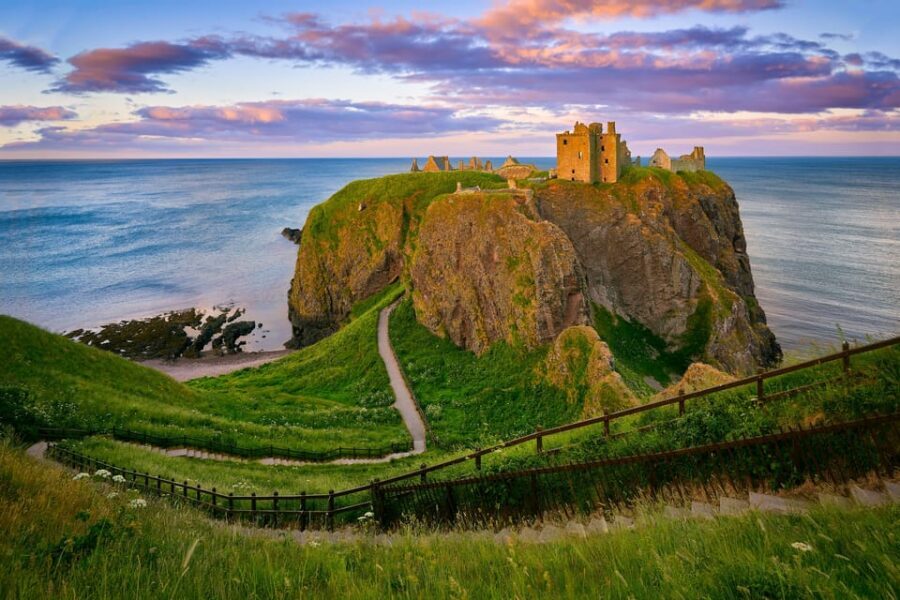 Edinburgh: Aberdeenshire, Balmoral Castle & Northeast Coast - Dunnottar Castle: Rugged Power on a Rocky Headland
