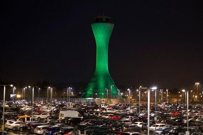 Edinburgh Airport to Edinburgh City one way Private Transfer - Inside the Vehicle: Wi‑Fi, Air Conditioning, and Real-World Comfort