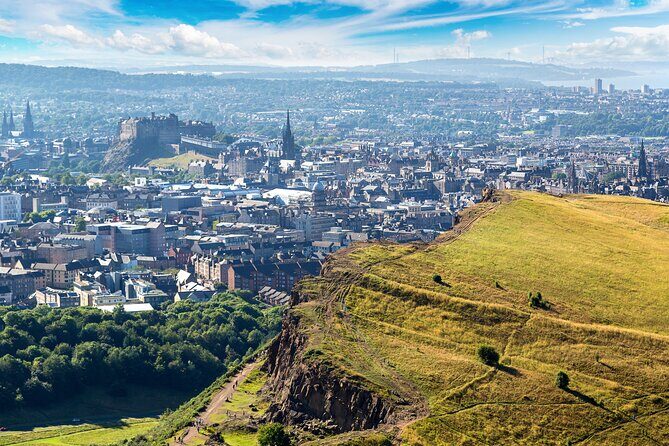Edinburgh: Arthur's Seat Hike with Local Guide - How the guides add value: patient pacing and smart routing