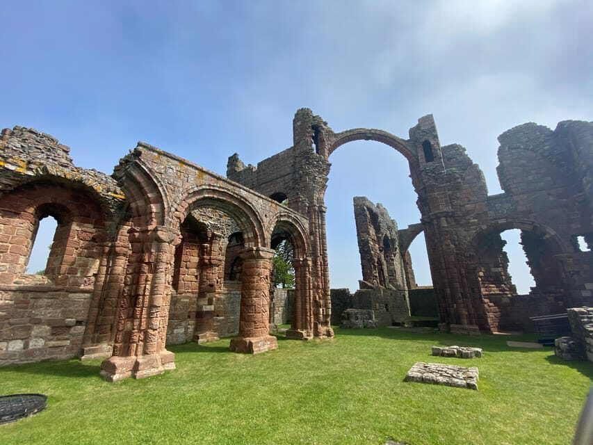 Edinburgh: Bamburgh Castle, Northumberland and Alnwick Trip - FAQ