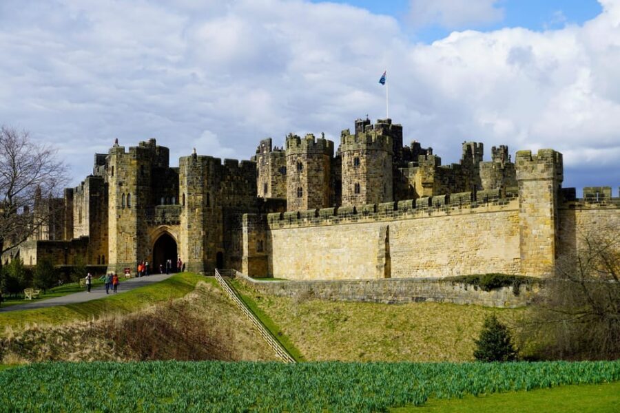 Edinburgh: Bamburgh Castle, Northumberland and Alnwick Trip - Holy Island, Causeway Views, and Winter-Adjusted Reality