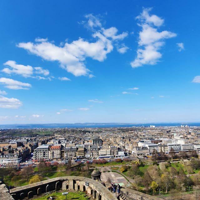 Edinburgh Castle: 120-Minute In-Depth Tour with Expert Guide - Price and value: is $49 a smart move?