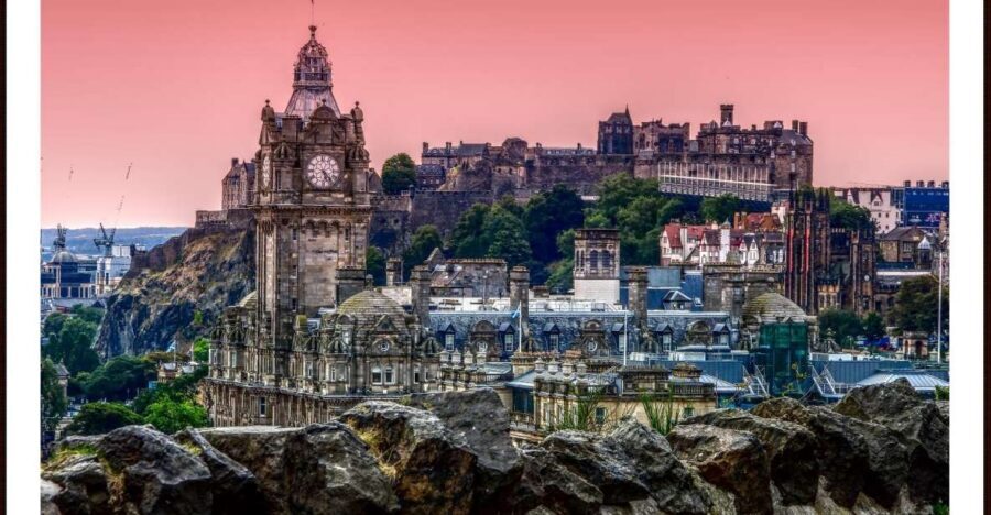 Edinburgh Castle: Guided Tour with Tickets Included - Meeting at St Giles Cathedral: find the white umbrella quickly