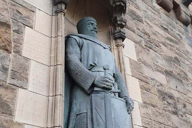 Edinburgh Castle Highlights Tour with Tickets, Map, and Guide - Crown Square and the Royal Palace: Where the Scottish Crown Jewels Live