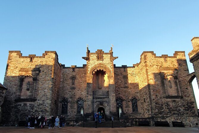 Edinburgh Castle Highlights Tour with Tickets, Map, and Guide - Hawkhill: Climbing Up to Stories of Prisoners and Residents