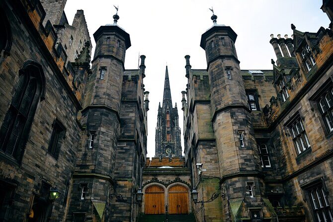 Edinburgh Castle & Old Town Small Group Guided Tour - The ancient approach to Edinburgh Castle
