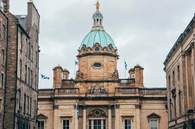 Edinburgh Castle & Old Town Small Group Guided Tour - Entering Edinburgh Castle with admission included
