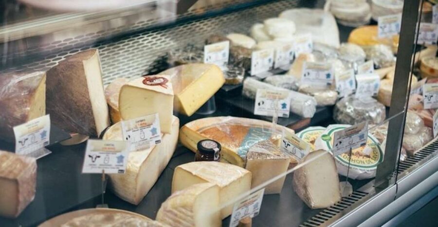 Edinburgh: Cheese Crawl with Local Guide - Key highlights you’ll care about