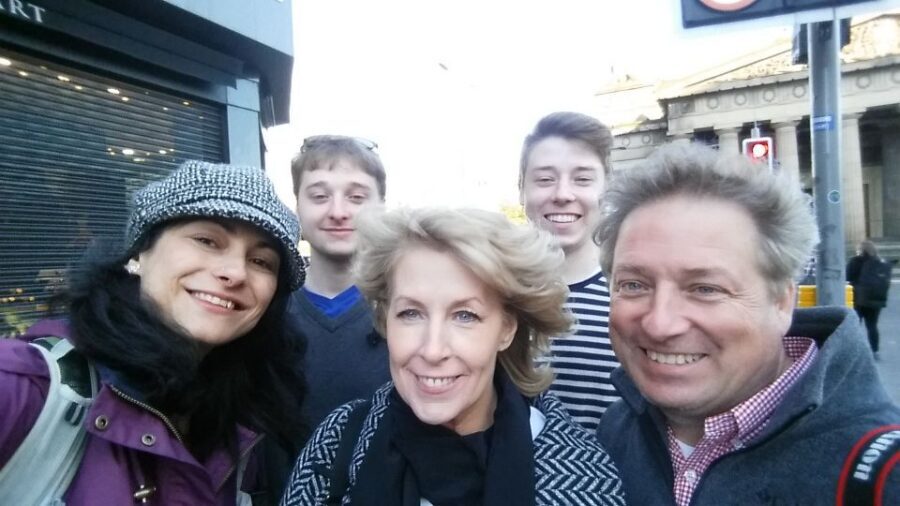 Edinburgh: Child-Friendly Tour with a Local Friend - What a “bespoke itinerary” really means on the street