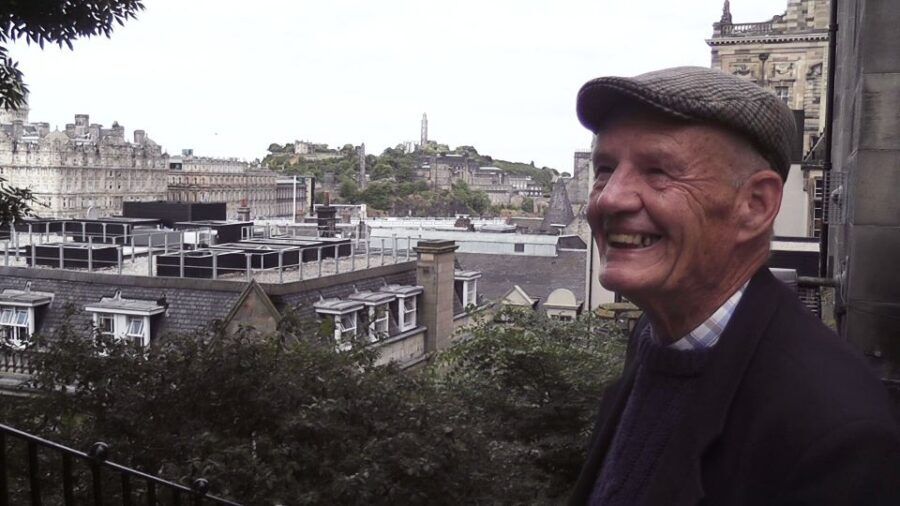Edinburgh: City Highlights Private Guided Walking Tour - John Knox’s House and the Scottish Storytelling Centre