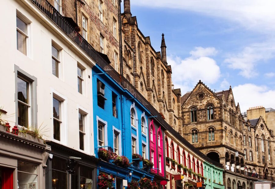 Edinburgh: City Highlights Walking Tour - National Museum of Scotland finish: a smart landing spot at the end