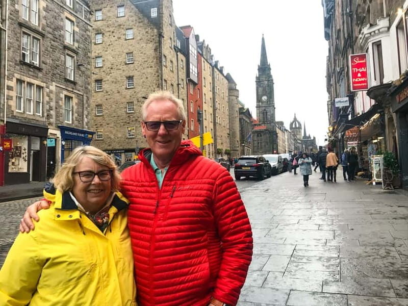 Edinburgh: Custom Highlights & Hidden Gems Tour with a Local - Key things you’ll notice right away