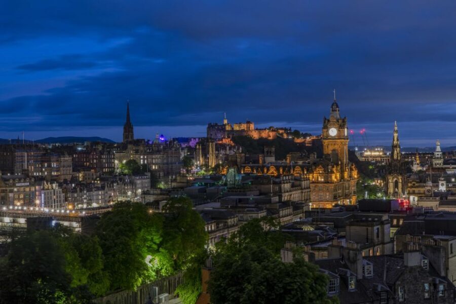 Edinburgh: Dark Secrets of the Old Town Ghost Walking Tour - The Black Death segment: medicine, fear, and what people did next