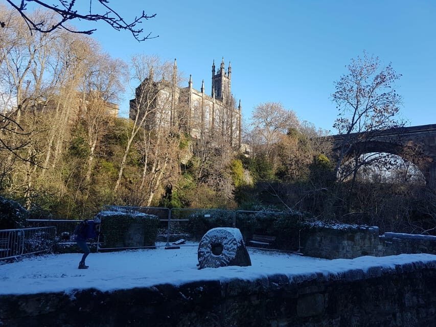 Edinburgh: Dean Village and Circus Lane Walking Tour - Price and value: is $24 worth it?