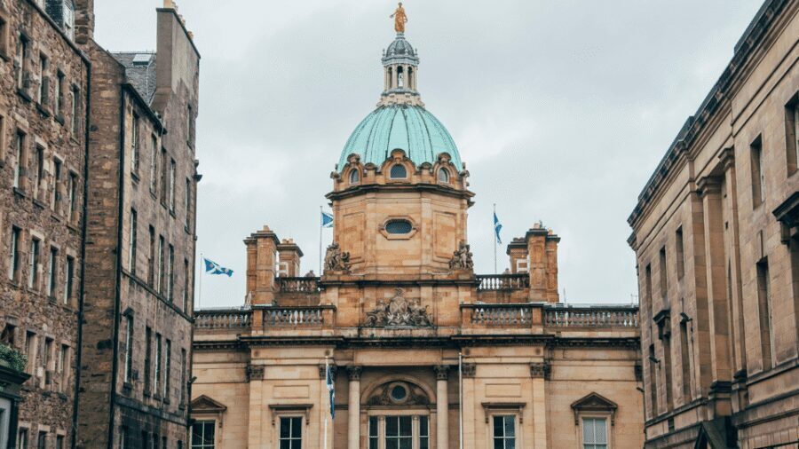 Edinburgh: Discover Edinburgh's Old Town Walking Tour - The UNESCO Old Town Feeling (Without the Lecture Tone)