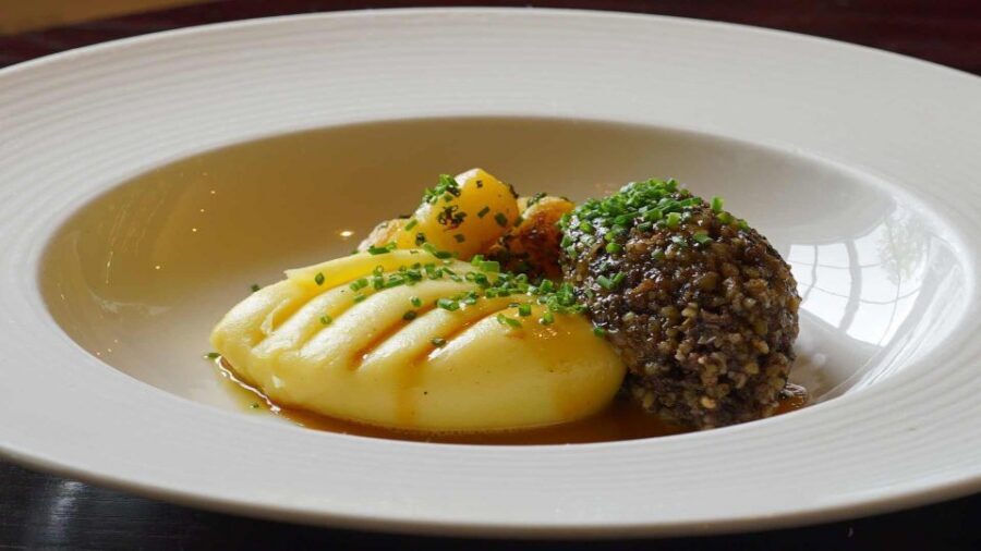 Edinburgh: Food & Drink Tasting Tour - Practical Tips for a Smooth, Enjoyable Walk