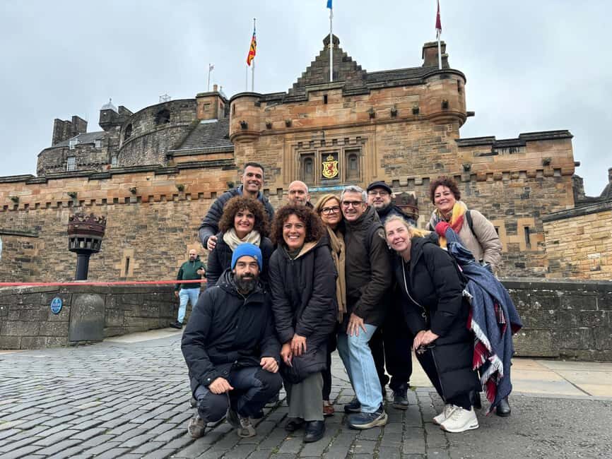 Edinburgh: Full-Day Walking Tour with Edinburgh Castle - Royal Mile break and Old Town core: medieval streets with a story guide