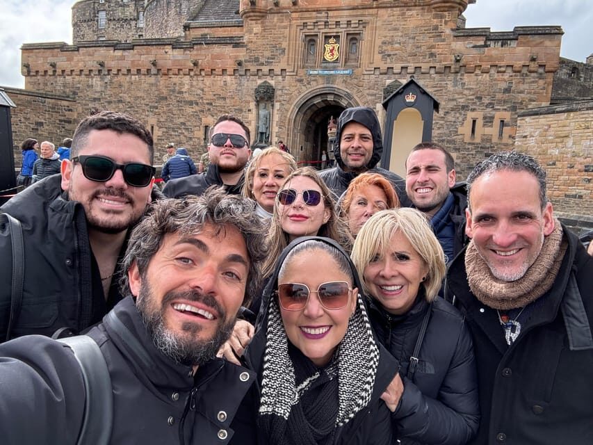 Edinburgh: Full-Day Walking Tour with Edinburgh Castle - Greyfriars Bobby, Kirkyard, and Grassmarket: the kind of stories you remember