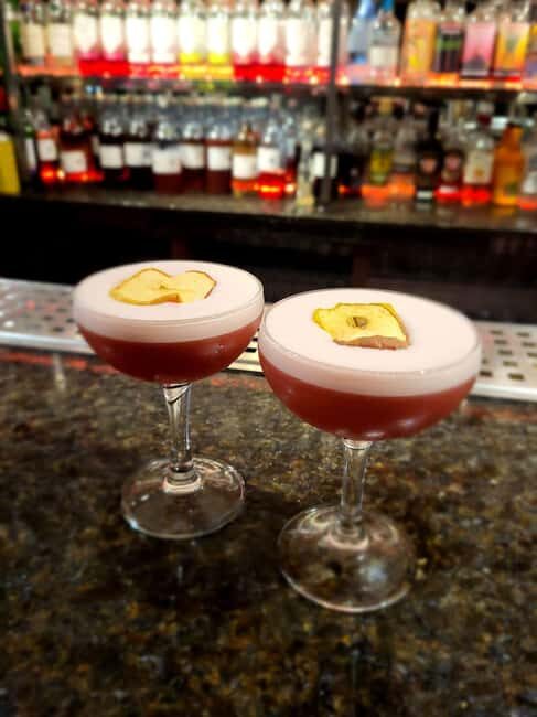 Edinburgh: Gin Distillation Workshop with Gin Tasting - What the hosting style adds (and why Neil keeps showing up in reviews)
