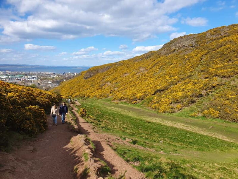 Edinburgh: Guided Hike to Arthur's Seat and Holyrood Park - Key highlights that make this hike worth your time
