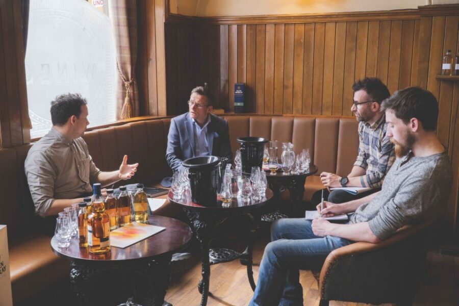 Edinburgh: Guided Whisky Tasting & Walking Tour - Should you book this Edinburgh Guided Whisky Tasting & Walking Tour?