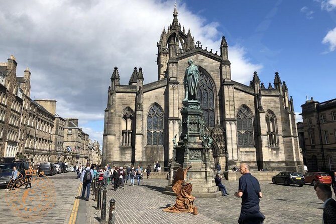 Edinburgh Half Day Guided Private Tour in a Premium Minivan - Price and what you actually get for $275.59