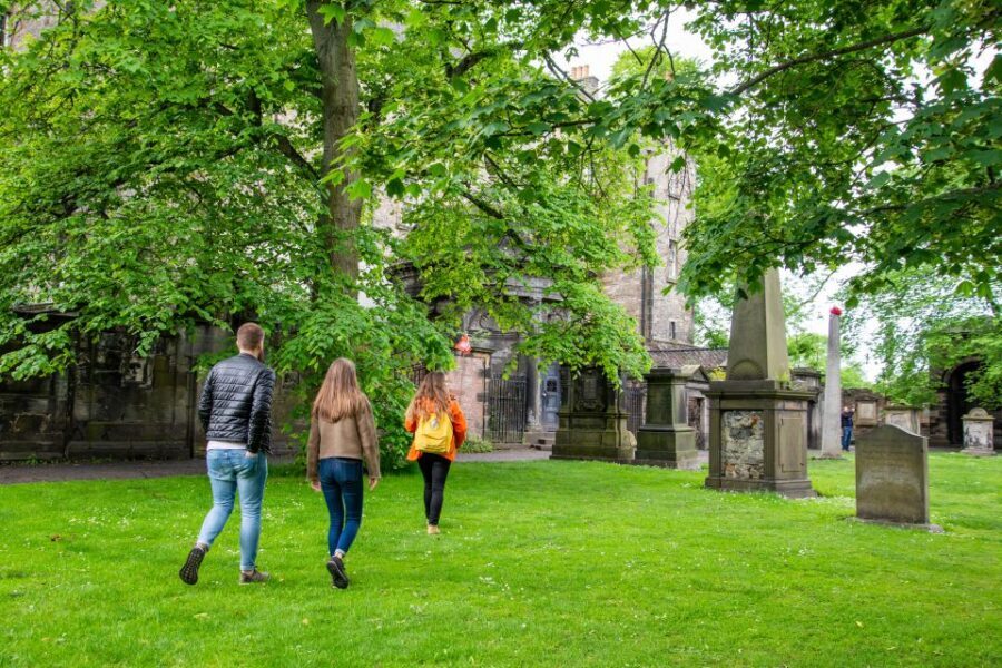 Edinburgh: Harry Potter Magical Guided Walking Tour - Potterrow, Victoria Street, and Grassmarket: Real Streets With Wizarding Clues