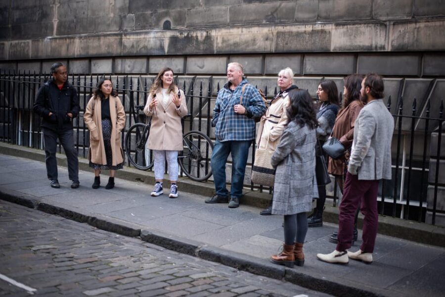 Edinburgh: Harry Potter Tour & Amazing Illusions Experience - Castlehill aerial views: giving your feet a reward