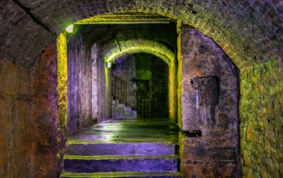 Edinburgh: Haunted Underground Vaults and Graveyard Tour - The vault stair reality: small steps, a spiral, and a 2-foot threshold