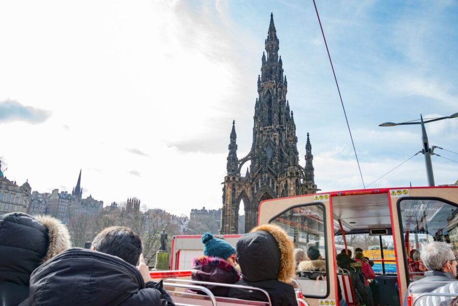 Edinburgh: Hop-On Hop-Off Bus Pass with 3 City Tours - Majestic Tour to Newhaven and Royal Yacht Britannia: a coast day without long transfers
