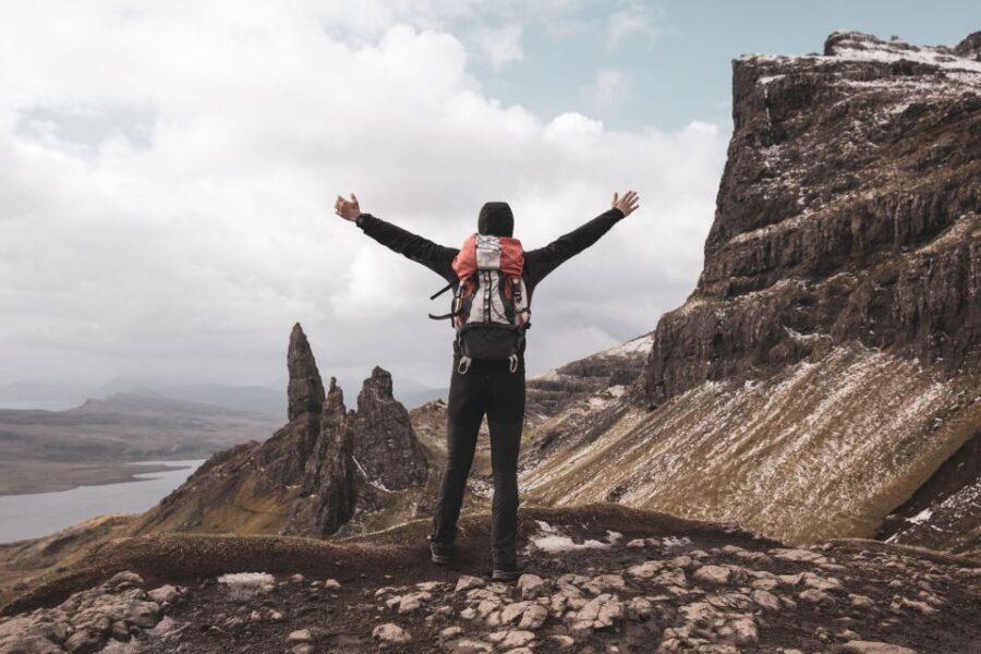Edinburgh: Isle of Skye, Loch Ness, & Highlands 5-Day Tour - Isle of Skye days: cliffs, folklore vibes, and why the route matters