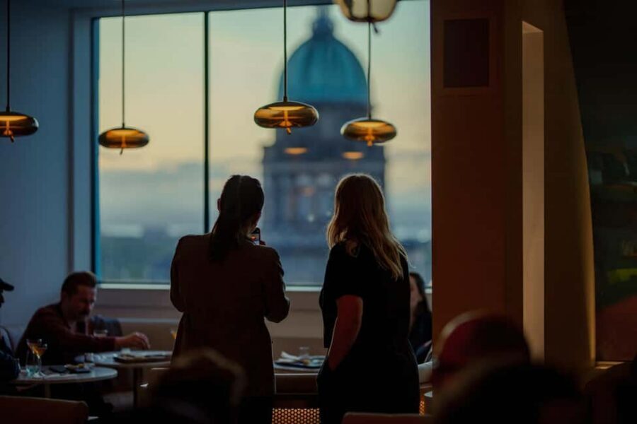 Edinburgh: Johnnie Walker Whisky Explorers Guided Tasting - How a Minimum 12-Year Maturation Shapes Each Pour