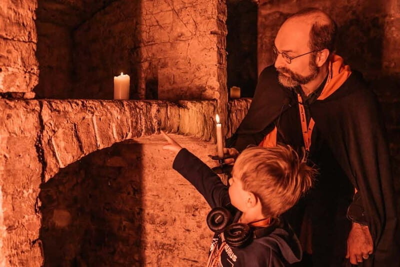 Edinburgh: Kids Immersive Underground Small-Group Tour - Price and value: $32 for 75 minutes with underground access