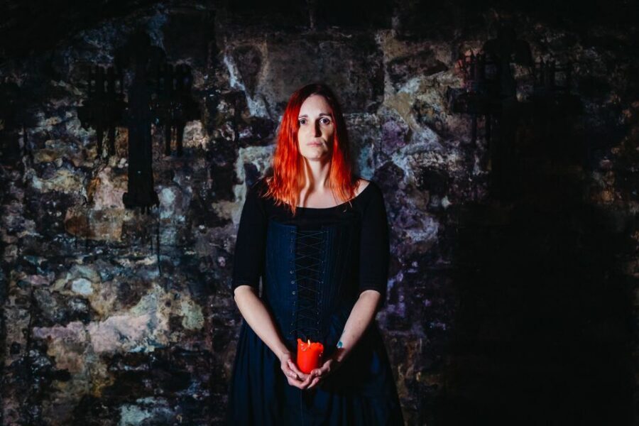 Edinburgh: Late-Night Underground Vaults Terror Tour - Going underground via South Bridge vaults: what to expect physically