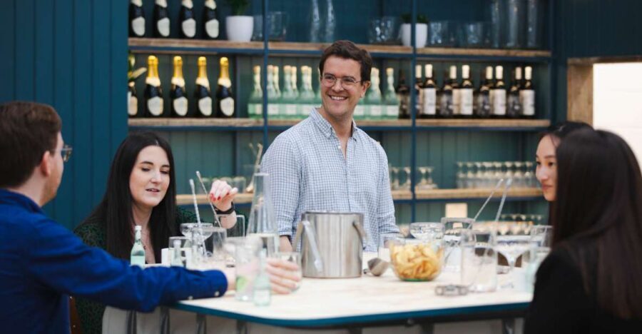 Edinburgh: Lind & Lime Gin Distillery Tour & Tasting - Your first sip: the Lind & Lime Gin & Tonic welcome