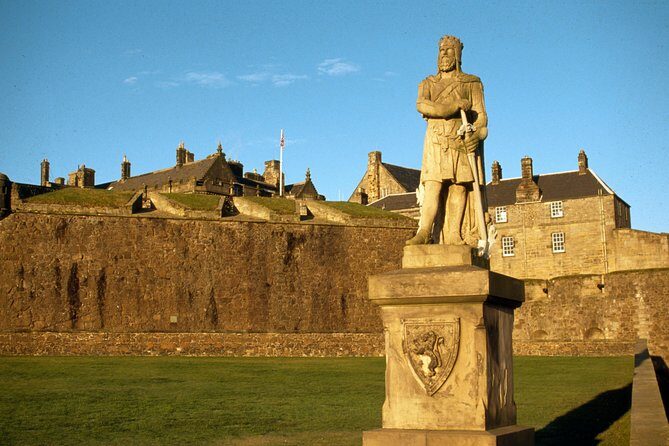 Edinburgh: Loch Lomond, Stirling Castle and the Kelpies Day Tour - How the day feels: timing, bus time, and practical comfort