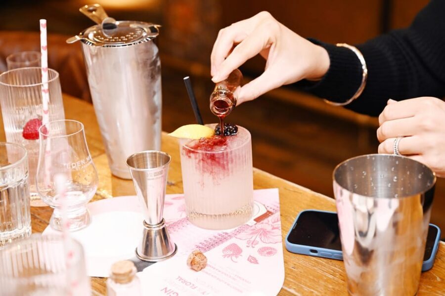 Edinburgh: Love Gin Cocktail Masterclass - Gin 101, plus the Edinburgh angle you won’t get at a standard bar
